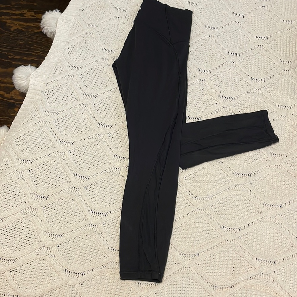 Lululemon Train Times 7/8 Tight 25”